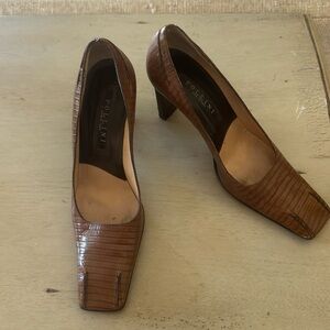 Pollini Classic Lizard/Snake Print Italian Heels US 6.5